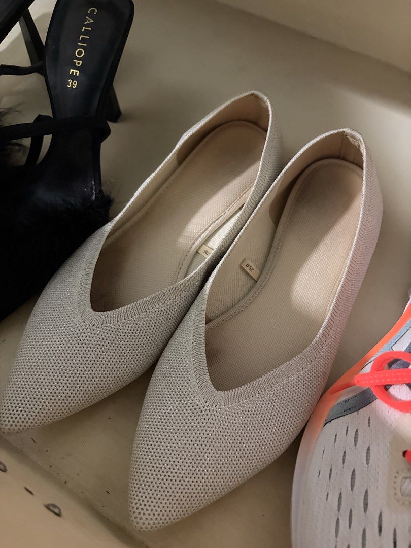 Misc Shoes (Category: Sneakers) located in Quezon City. Submitted by marsgarage (Listing ID 1460812371, Image 2). Description: TAKE ALL P3500 Size: 25.5cm (rubber shoes), 25cm (flats & heels) Shoes Calliope Black Feathered Heels - 400 GU Sparkly Pointed Flats - 600 Asics Orange Rubber Shoes - 1500 Nike Sneakers - 1100 World Balance Pink Sneakers - 700.