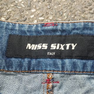 (Category: ) located in . Submitted by cooloset.mp4official (Listing ID 1460783744, Image 1). Description: .