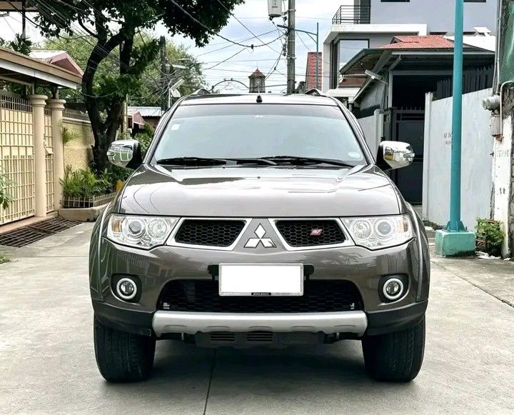Mitsubishi G-LVZ montero Auto (Category: Used Cars) located in Manila. Submitted by monopolyo (Listing ID 1460913519, Image 1). Description: READ FIRST PASS SA BUY N SELL AT KWENTUHAN LESS TALK RFS PALIPAD NA NG JAPAN. 💯 FOR SALE! NEGOTIABLE 2013 Mitsubishi Montero Sport GLSV AT Selling Price: ₱465k only! Variant: GLS-V Color: Quartz Brown Metallic Mileage: 112k km Fuel: Diesel Engine: 2.5L, 4-cylinder 4D56T Diesel Engine Transmission: Automatic
