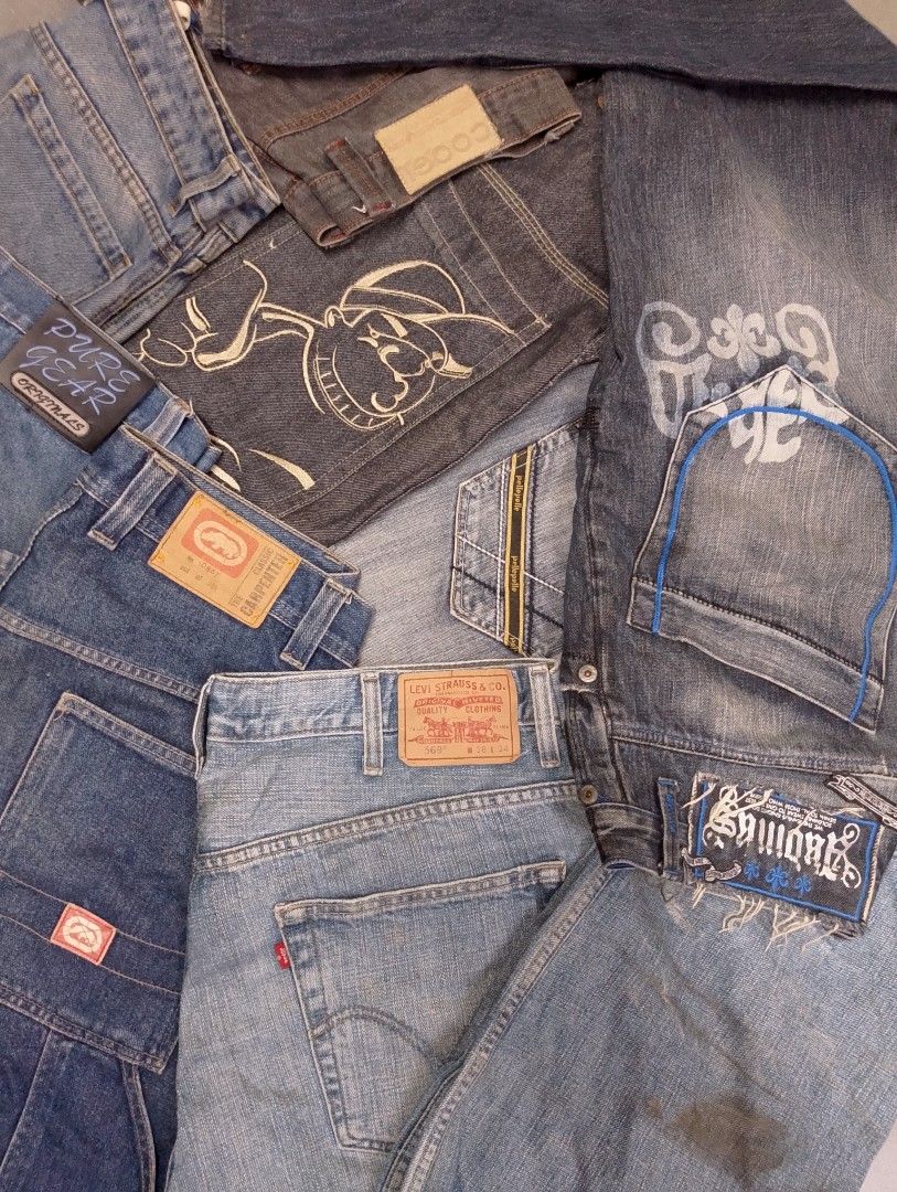 Mix Y2K buttom Jeans for men (Category: Jeans) located in Manila. Submitted by ghale_randomfindz (Listing ID 1460889558, Image 2). Description: pm for more details.