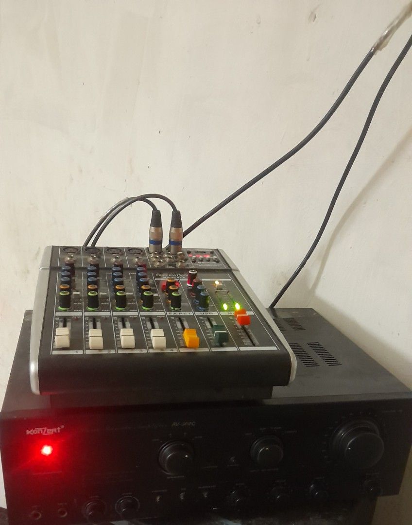 Mixer & amplifier (Category: Other Home Appliances) located in Manila. Submitted by geerrry (Listing ID 1460747833, Image 1). Description: imix mixer 4 channel no issue konzert 502 amplifier no issue 3.5k pacage las piñas pick up para matest.