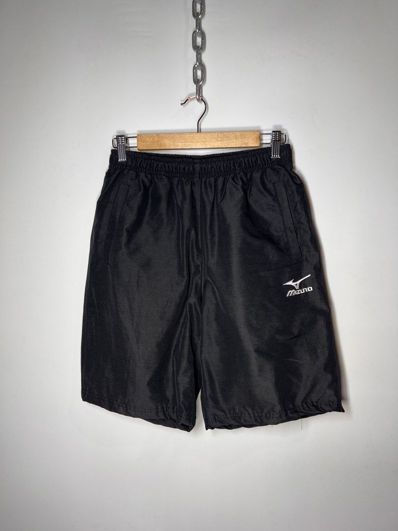 Mizuno Black Athletic Shorts Size M (Category: Shorts) located in Manila. Submitted by randsclothingstore (Listing ID 1460724654, Image 1). Description: Brand: Mizuno Size (Inch) ‼️Medida Size‼️ : W 26-32 | L 19.5 Color Rate: 9.8/10 Condition: Like New Issue: None Price: ₱399 ‼️ Thrifted item — please manage your expectations, authenticity is not guaranteed (check photos for tags!) 🧼 Items have been stored or thrifted — we highly recommend washi