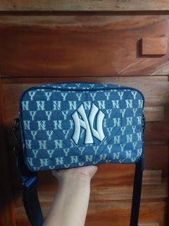 (Category: ) located in . Submitted by lj100614 (Listing ID 1460748768, Image 1). Description: .