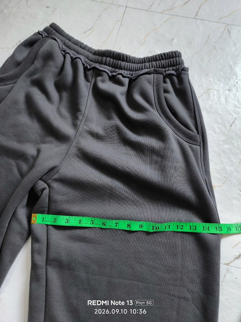 MNL SWEATPANTS BAGGY (Category: Trousers) located in Maragondon. Submitted by jayharvey66 (Listing ID 1460735703, Image 3). Description: .