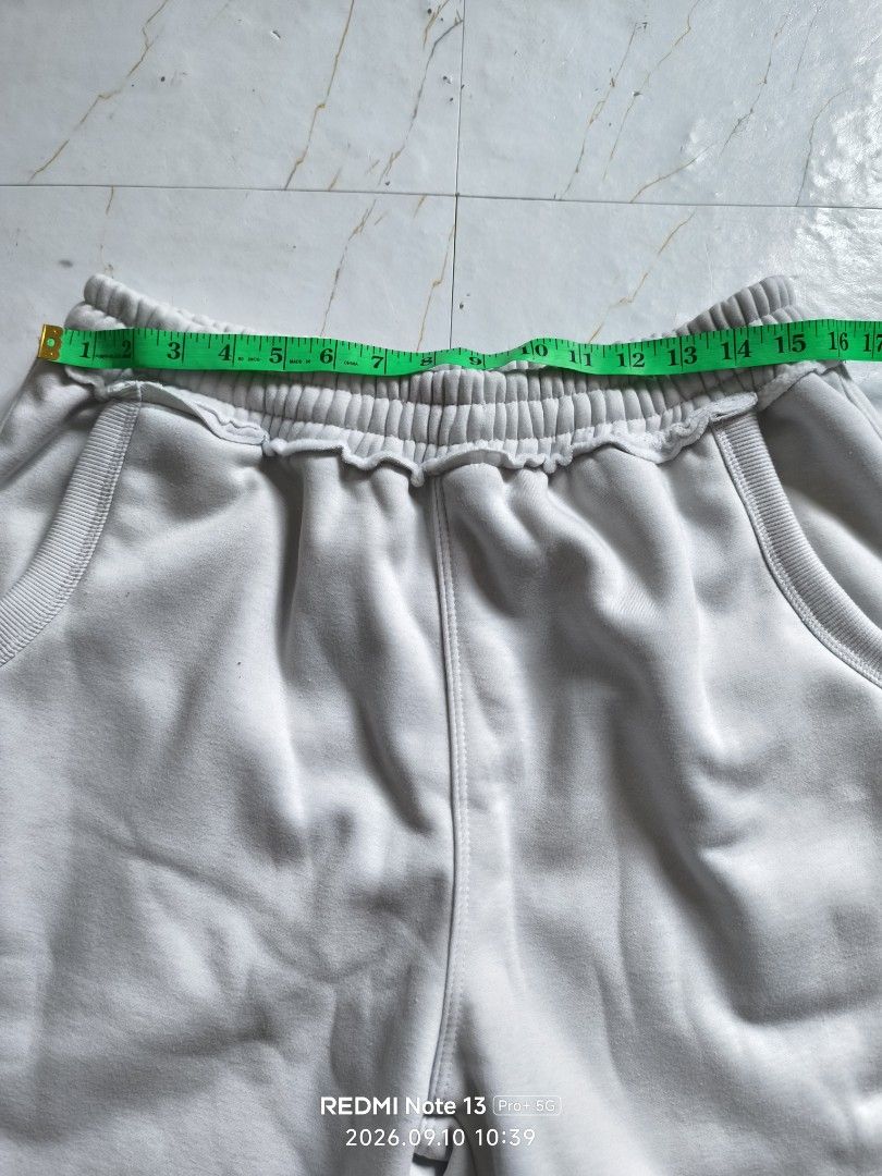 MNL SWEATPANTS BAGGY (Category: Chinos) located in Maragondon. Submitted by jayharvey66 (Listing ID 1460735881, Image 1). Description: .