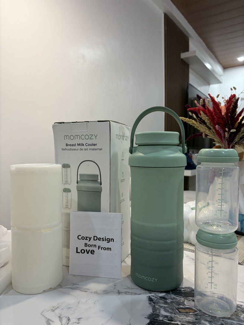 Momcozy breastmilk cooler (Category: Breastfeeding & Bottle Feeding) located in Manila. Submitted by jasarrieta (Listing ID 1460814831, Image 2). Description: Momcozy breastmilk cooler 1.8k fixed non nego.