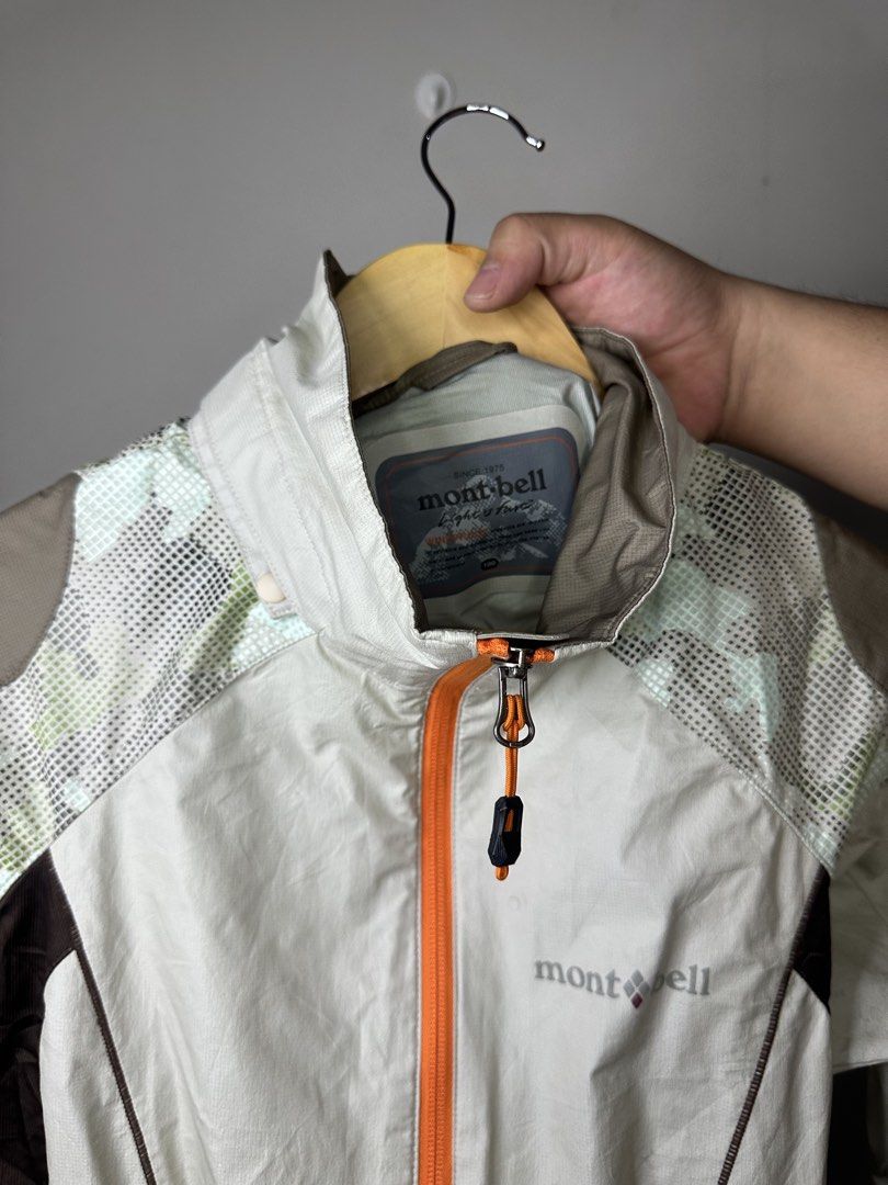 MONTBELL SOFTSHELL (Category: Coats, Jackets and Outerwear) located in Molave. Submitted by thriftmate13 (Listing ID 1460718706, Image 3). Description: .