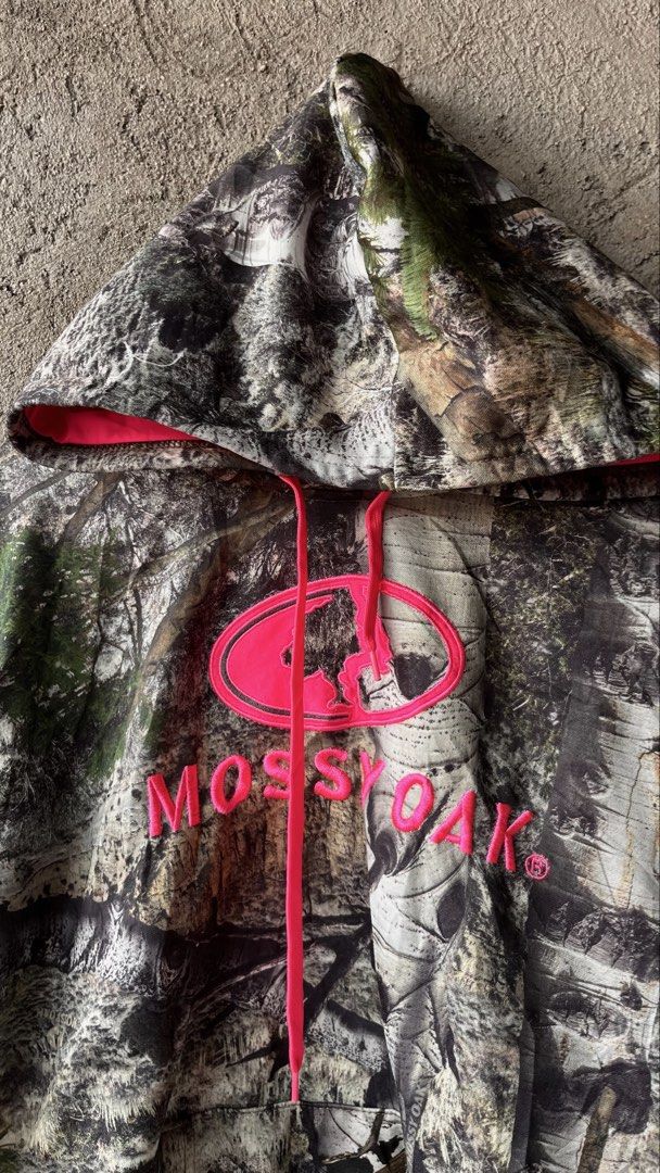Mossy Oak Camouflage Hoodie (Category: Hoodies) located in Cabuyao City. Submitted by kisyana (Listing ID 1460808111, Image 3). Description: .
