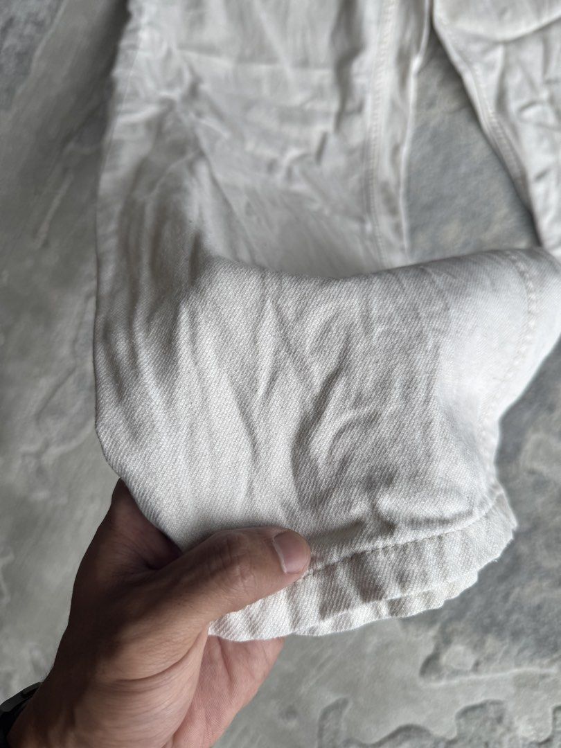 MUJI White Jeans (Category: Jeans) located in Manila. Submitted by handoverfist (Listing ID 1460755963, Image 2). Description: .