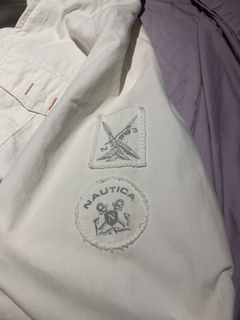 Nautica Vintage Windbreaker Jacket (Category: Coats, Jackets and Outerwear) located in Quezon City. Submitted by phreshswag (Listing ID 1460911892, Image 3). Description: - White Nautica Windbreaker Jacket - Size: Large (L) Payment via GCASH/MAYA Meetup anywhere in cubal Cash if meetup .