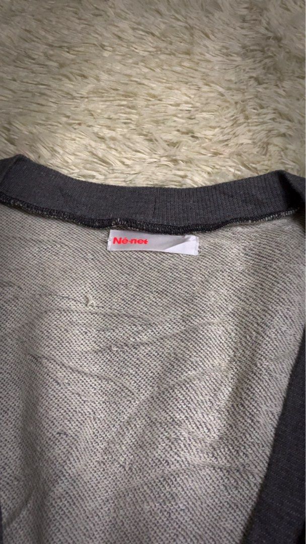 Nenet iseymiyake (Category: Coats, Jackets and Outerwear) located in Aloran. Submitted by cowskin_927 (Listing ID 1460752240, Image 3). Description: Nenet Width 18 Length 30 No flaws .