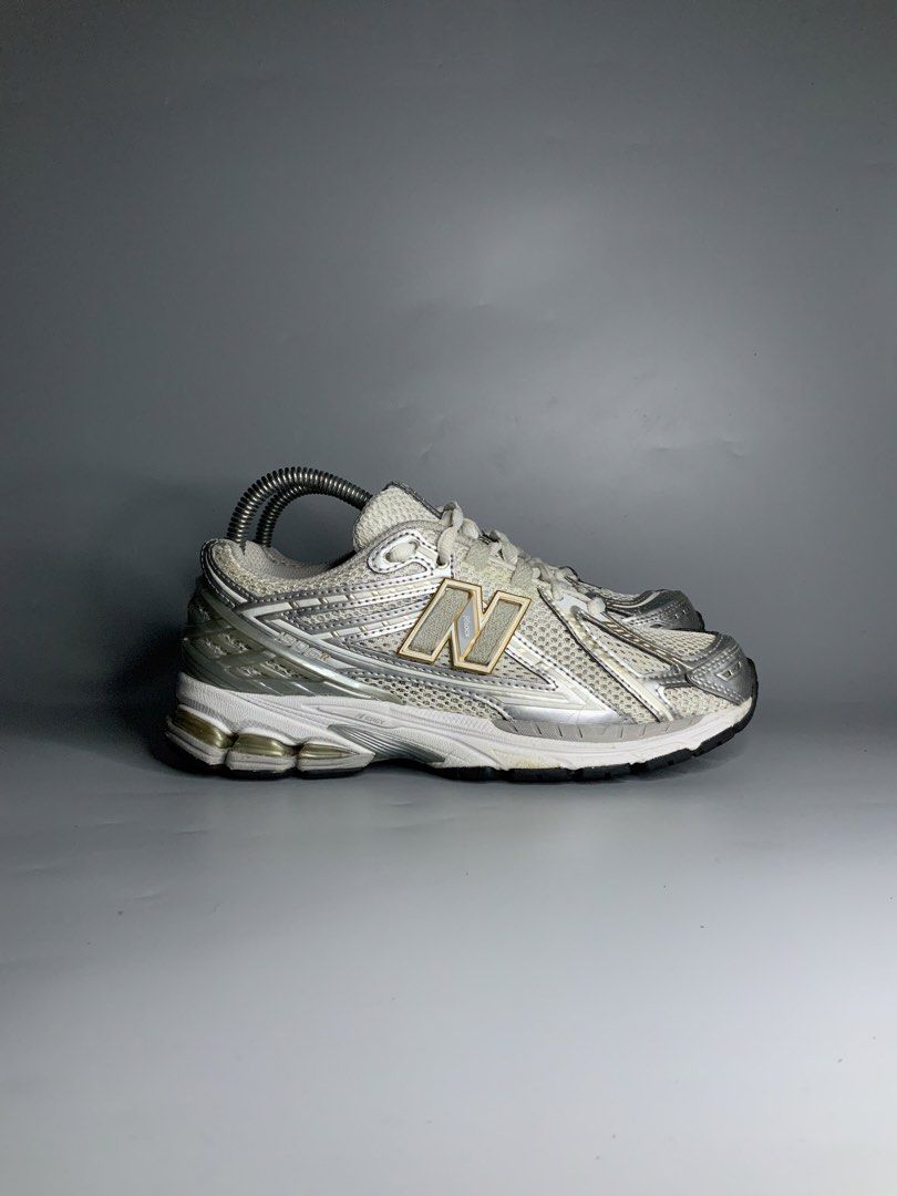 New Balance 1906r (Category: Sneakers) located in Cavite. Submitted by kalye_footwear (Listing ID 1460727579, Image 1). Description: - New Balance 1906r - White Rain Cloud Silver Metallic” -Us 7.5 Womens 6 Mens Euro 38.5 Cm 24.