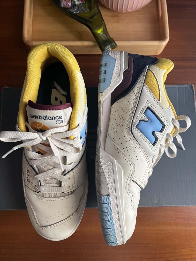 New Balance 550 (Category: Sneakers) located in Caloocan City. Submitted by happystar.f17880 (Listing ID 1460829215, Image 1). Description: Shoe Declutter Sale! 👣 New Balance 550 ₱2,700 - Size: 8 US Mens - Condition: 8/10 - Price is slightly negotiable 📍 LOCATION Mandaluyong City 💳 PAYMENT OPTIONS • GCash • GoTyme Bank • Cash — for pick-up only 🚚 DELIVERY OPTIONS • Same-day delivery — Grab / Lalamove • Door-to-door delivery — LBC • Pick-up 📌