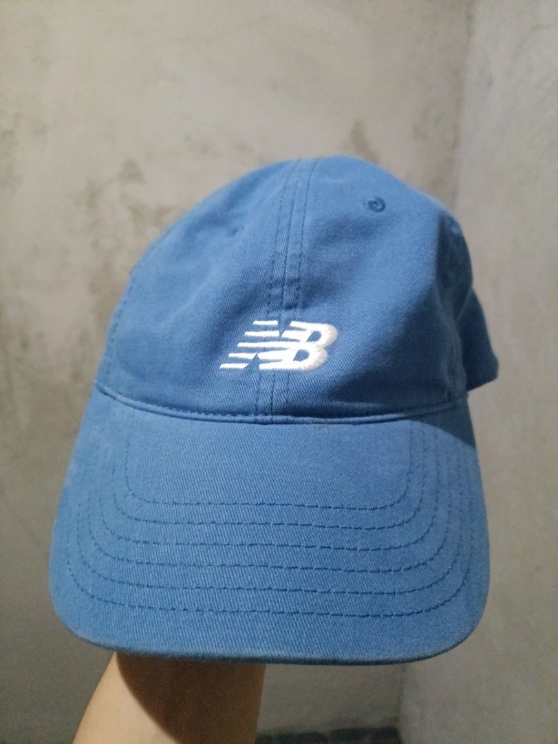New Balance Dad Hat (Category: Caps & Hats) located in Batangas. Submitted by dean_vincent (Listing ID 1460838497, Image 1). Description: Good Condition No Issue.