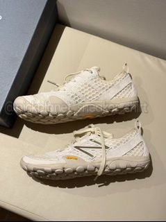(Category: ) located in . Submitted by pickplanet_sneaker_shirt (Listing ID 1460787759, Image 1). Description: .