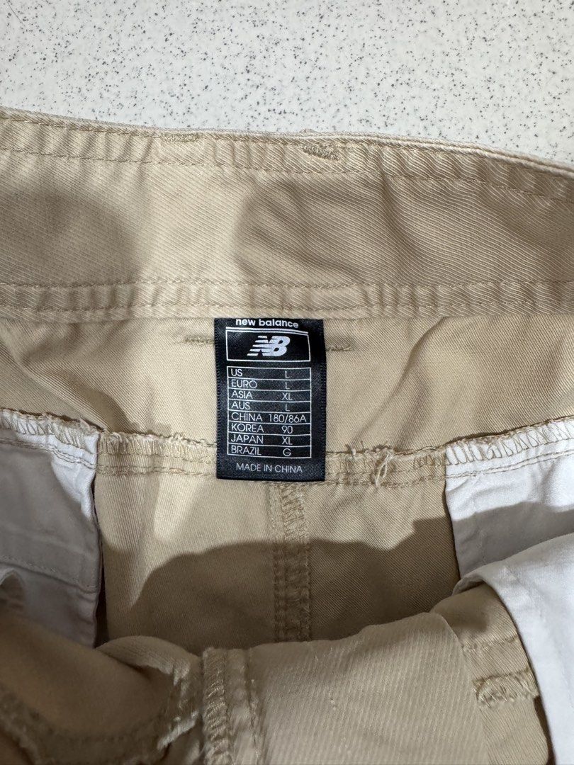 NEW BALANCE shorts (Category: Shorts) located in Cagayan de Oro. Submitted by thriftcgyph (Listing ID 1460802279, Image 3). Description: NEW BALANCE ₱400 NO ISSUE COLOE RATE: 10/10 L SIZE ON TAG L: 21 W: 34.