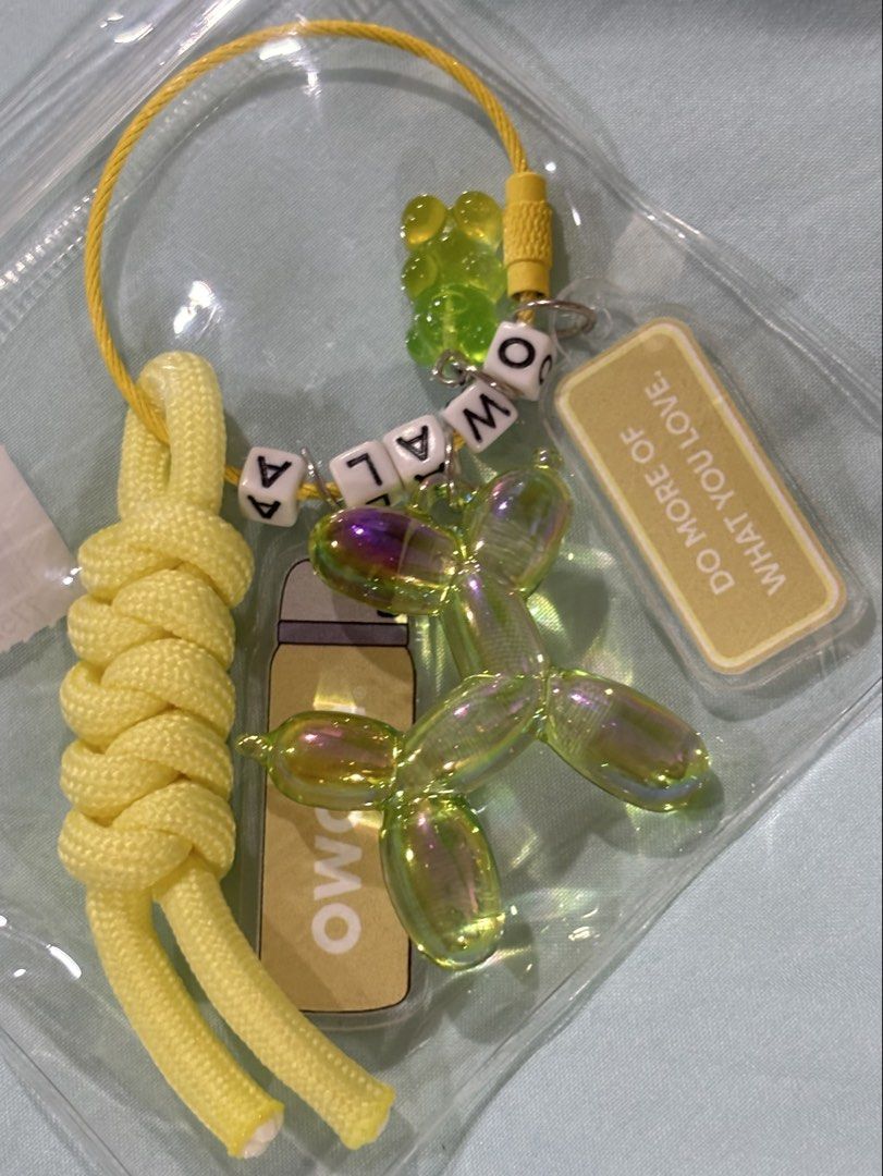 NEW Owala Keychain (Category: Other Stationery & Craft) located in Quezon City. Submitted by mixnmatchmnl (Listing ID 1460833621, Image 2). Description: .