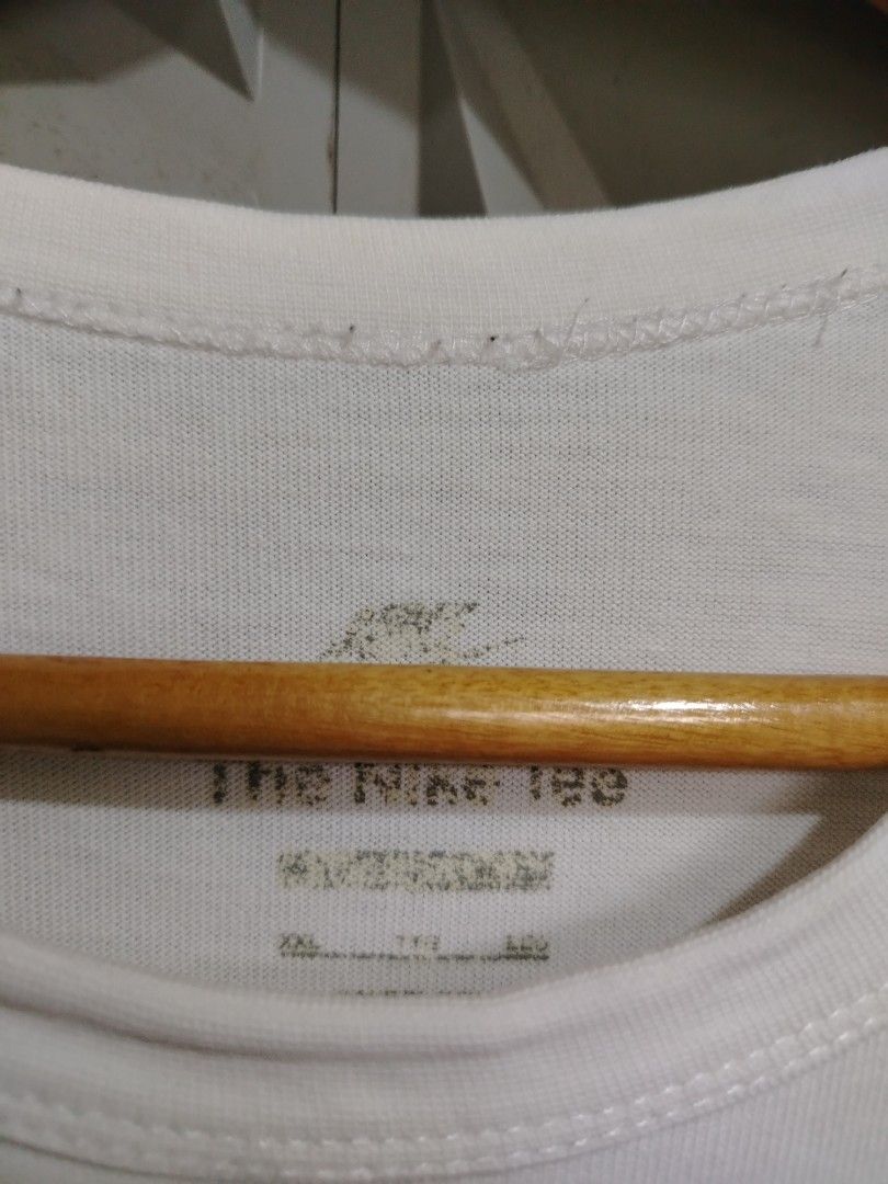 Nike (Category: Tshirts & Polo Shirts ) located in Victoria. Submitted by 2017thrifter (Listing ID 1460723057, Image 3). Description: Details on Pic Mindoro loc Can ship nationwide.