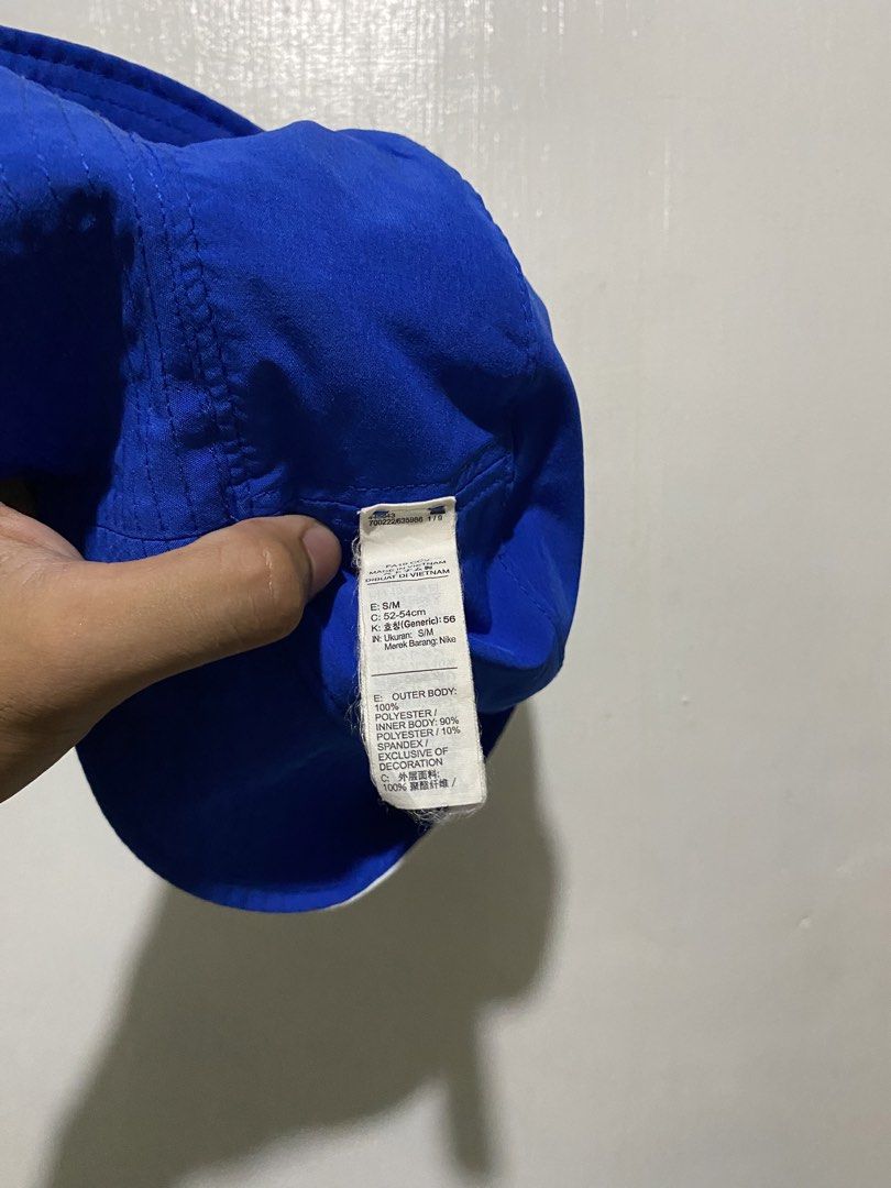 NIKE (Category: Hats & Beanies) located in General Santos City (Dadiangas). Submitted by itzzur.rapi (Listing ID 1460918866, Image 3). Description: A Nike Reversible Swoosh Bucket Hat.