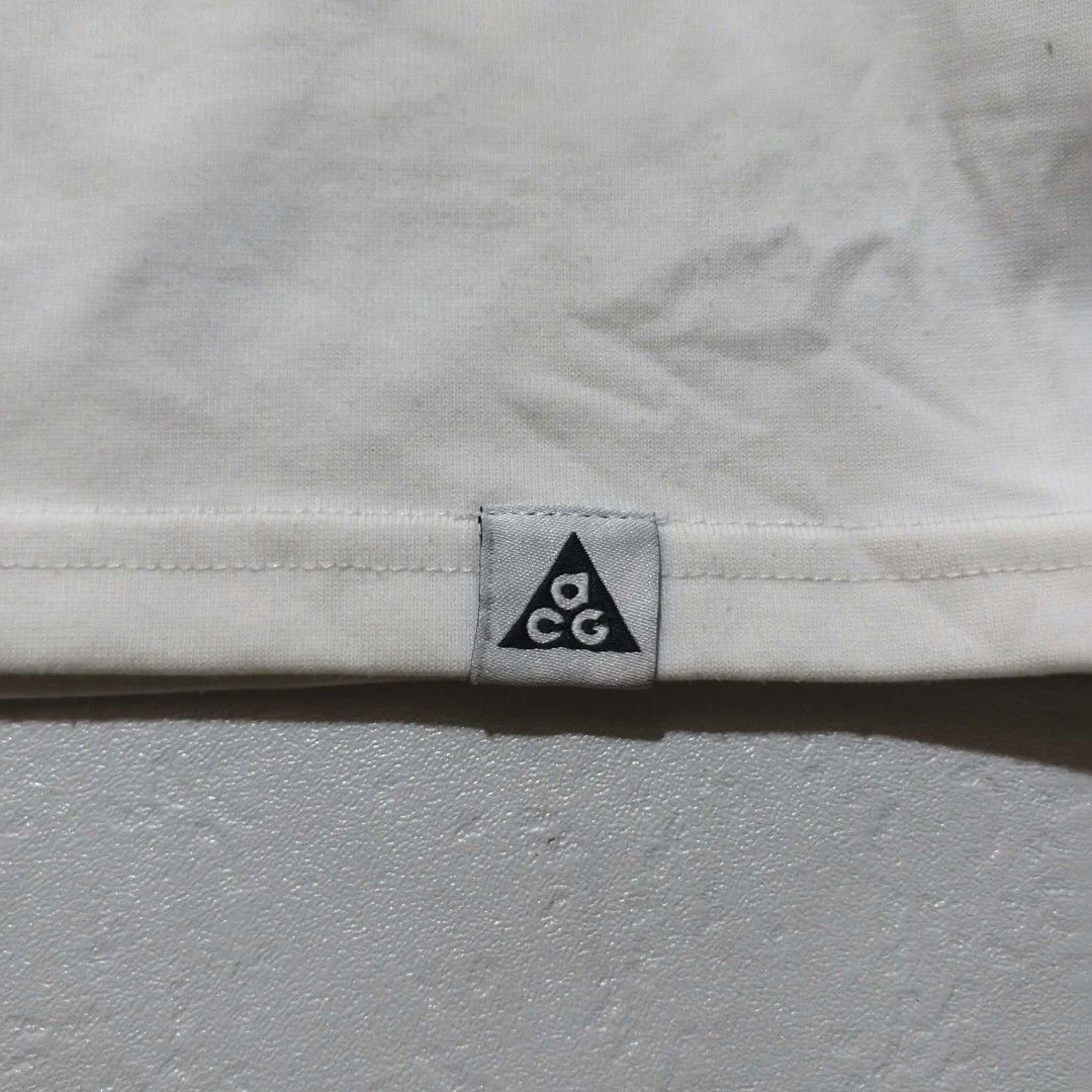 Nike ACG (Category: Activewear) located in Manila. Submitted by thriftinefolife (Listing ID 1460846286, Image 3). Description: Excellent Condition Nike ACG Tee ‎XL On Tag ‎23x29.
