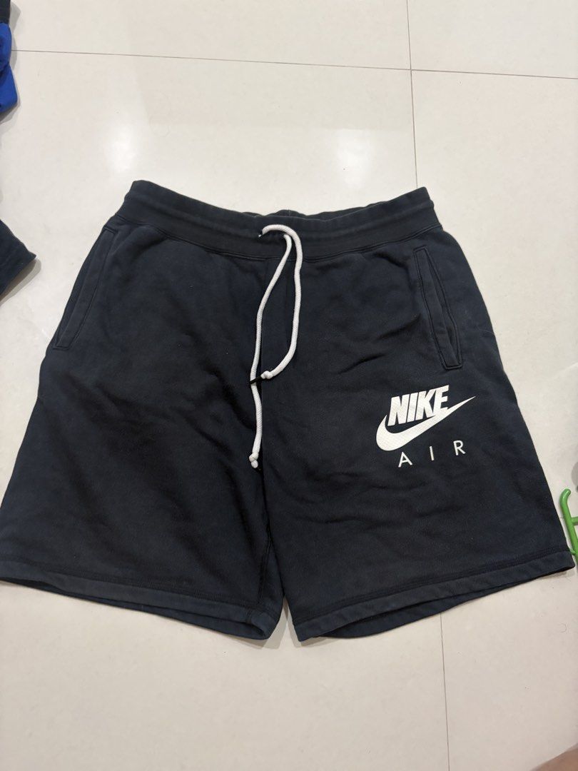 Nike Air Black Sweat Shorts (Category: Shorts) located in Marilao. Submitted by astroman.22 (Listing ID 1460887850, Image 1). Description: - Black Nike Air sweat shorts - Elastic waistband with drawstring - Two side pockets - Comfortable for lounging or workouts - Perfect for everyday wear.