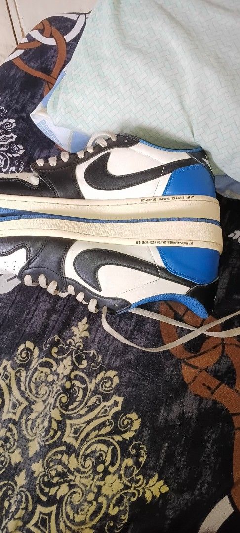 Nike Air Jordan 1 Low OG EX (Category: Sneakers) located in Manila. Submitted by jaime.castellvi20 (Listing ID 1460740166, Image 3). Description: Air Jordan 1 Low x Travis Scott x Fragment (Budget Batch / UA) SELLING PRICE: ₱2,000 (Slightly negotiable para sa mga seryosong buyer. Madali po ako kausap, PM lang ng offer niyo!) Kondisyon: Used - Good. Napakalinis na po nito at ready-to-wear na (paki-check na lang ang mga bagong larawan, pinakintab n