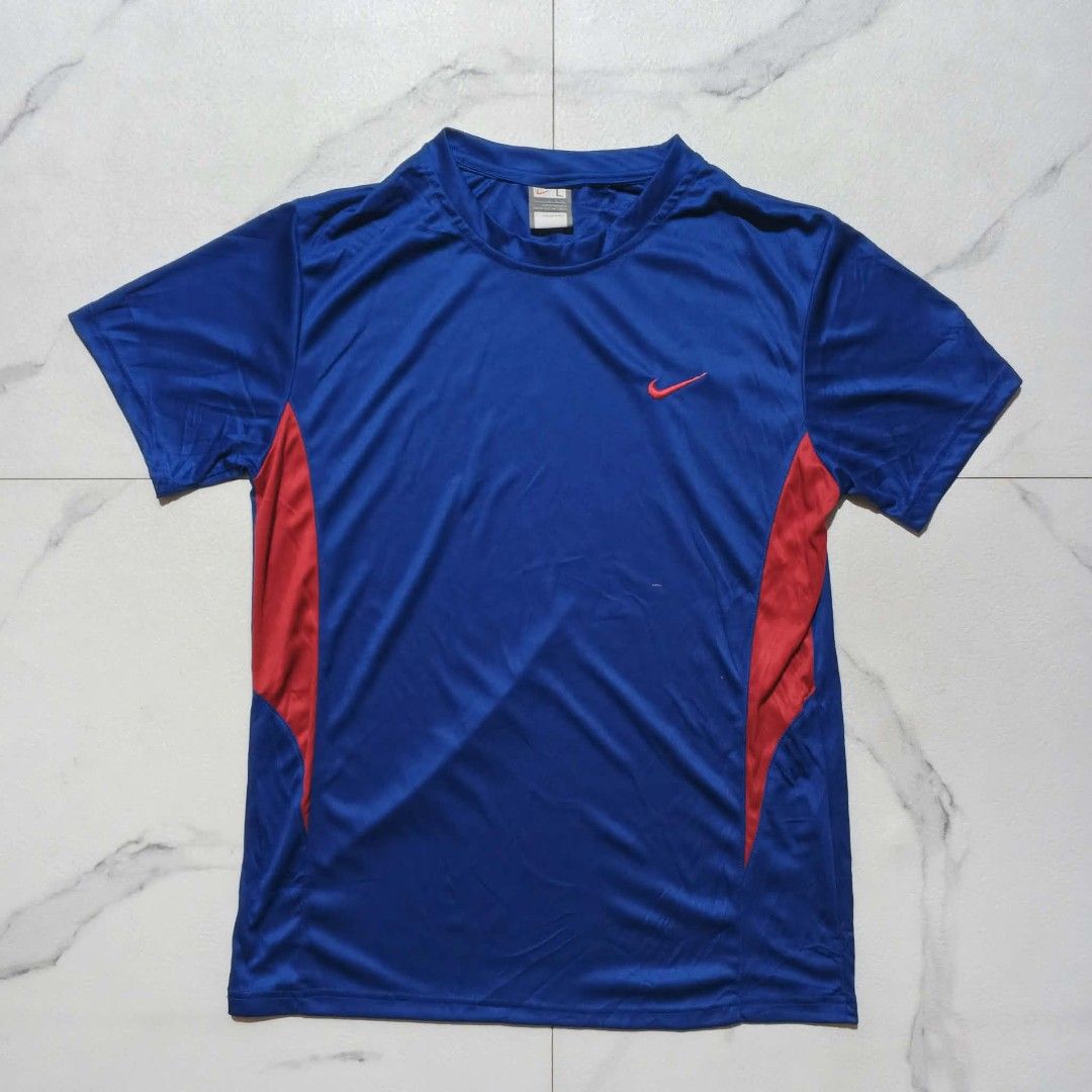 Nike Compression Blue (Category: Activewear) located in Manila. Submitted by thriftinefolife (Listing ID 1460842051, Image 1). Description: As New Condition No Issue Excellent Condition.
