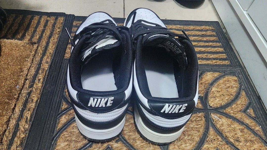 Nike Dunk Low "Panda" (White/Black) DD1391-100 (Category: Sneakers) located in Mandaluyong City. Submitted by lorenzo3 (Listing ID 1460901457, Image 3). Description: Nike Dunk Low "Panda" (White/Black) DD1391-100 size US11.5 used no box still in good condition.