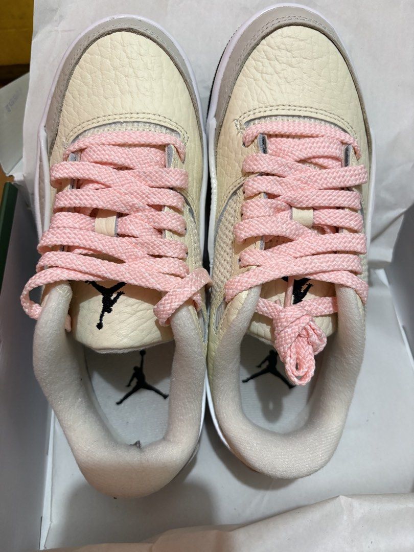 NIKE JORDAN COURT (Category: Casual Shoes) located in Manila. Submitted by zoemycat (Listing ID 1460720987, Image 1). Description: Brand new Nike jordan court Size 5.