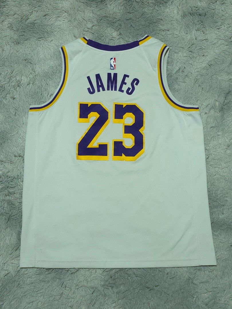 Nike NBA Lakers Lebron Jersey Size 52 (Category: Tshirts & Polo Shirts ) located in Abulug. Submitted by humanwhosellthings (Listing ID 1460883511, Image 2). Description: ✅️Size: 52, XLarge ✅️Dimes: 22.5W x 29L ✅Condition: Excellent ✅Issue: Needs wash only. Di na nagagamit lumipat na lebron sa sixers😄 ✅Color Rate: 9.5/10.