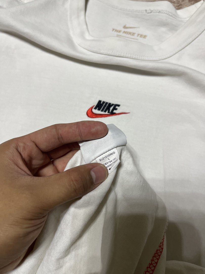 Nike NSW Premium Shirt (Category: Tshirts & Polo Shirts ) located in Iligan City. Submitted by curatedthrift.26 (Listing ID 1460854886, Image 3). Description: Nike NSW Premium Shirt size Large authentic negotiable.