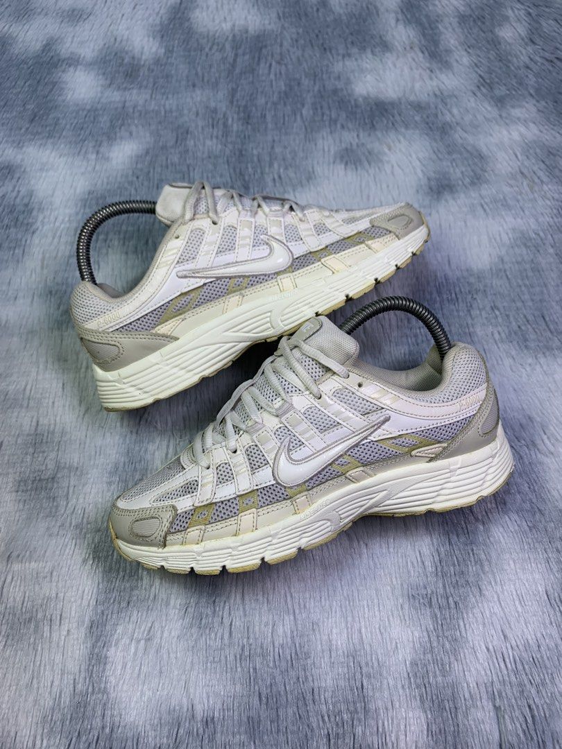 NIKE P-6000 WHITE SAIL VAST GREY (Category: Sneakers) located in Quezon City. Submitted by shooz.kartel (Listing ID 1460858086, Image 1). Description: For sale only‼️ NIKE P-6000 WHITE SAIL VAST GREY Excellent condition Issue minimal sign of usage only Size 5 mens 6.5 womens 37.5 euro 23.5 cm 999 + sf only Legit/Authentic 💯 Pm for fast transact! 📩 Can do ship nationwide MOP: paymaya, bank transfer or gcash Location: Metro manila.