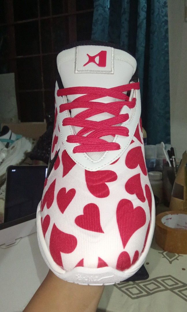 Nike Red Heart Swoosh (Category: Sneakers) located in Cainta. Submitted by wichaelthriftstall (Listing ID 1460850295, Image 3). Description: BRAND NEW CONDITION NIKE HEART SWOOSH with PATTERN WITH BOX INLCUDED FREE SHIPPING SIZE - 10/44 28CM OUR LOCATION - CAINTA RIZAL STO.DOMINGO FOR MORE DETAILS PLS BE ASSURE FOR THE QUESTIONS SALAMAT.