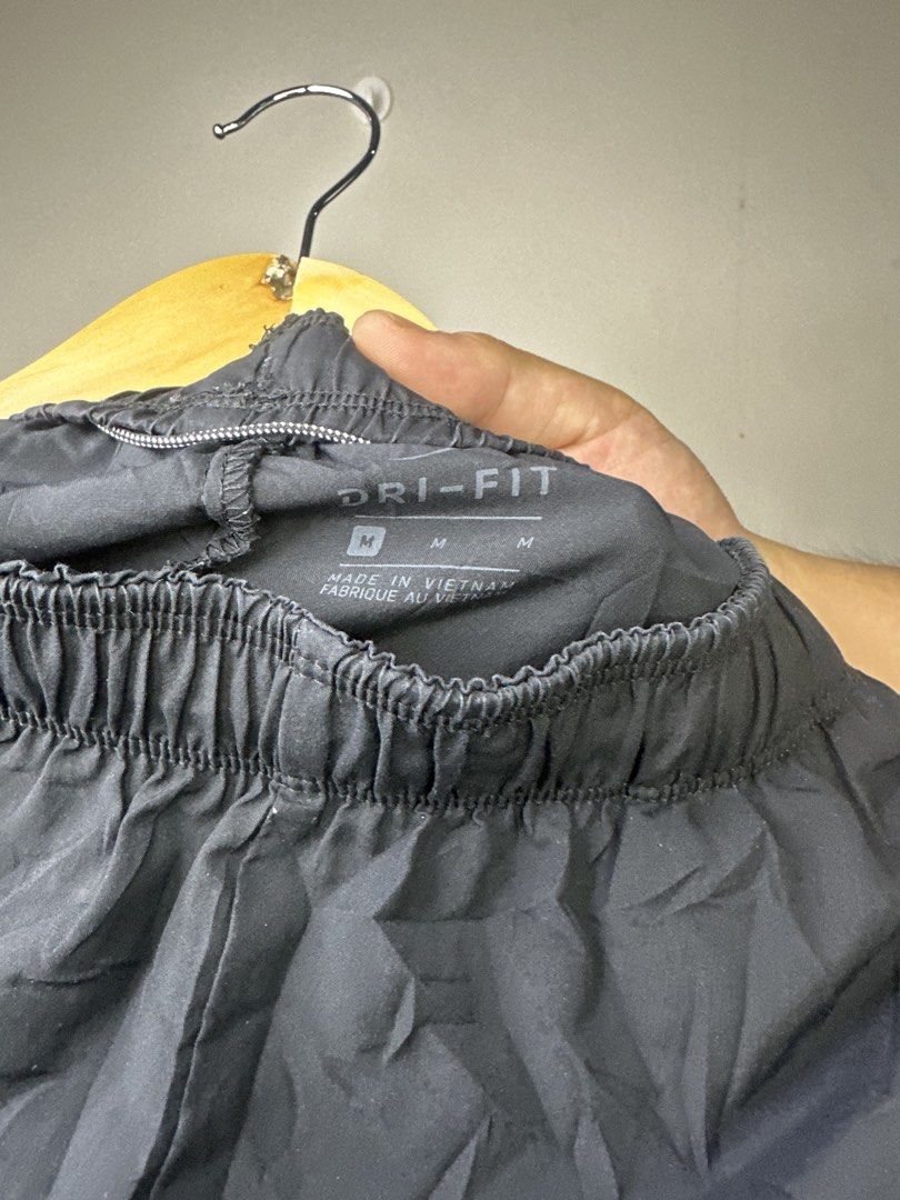 NIKE SHORT (Category: Babies & Kids Fashion) located in Molave. Submitted by thriftmate13 (Listing ID 1460782390, Image 2). Description: .