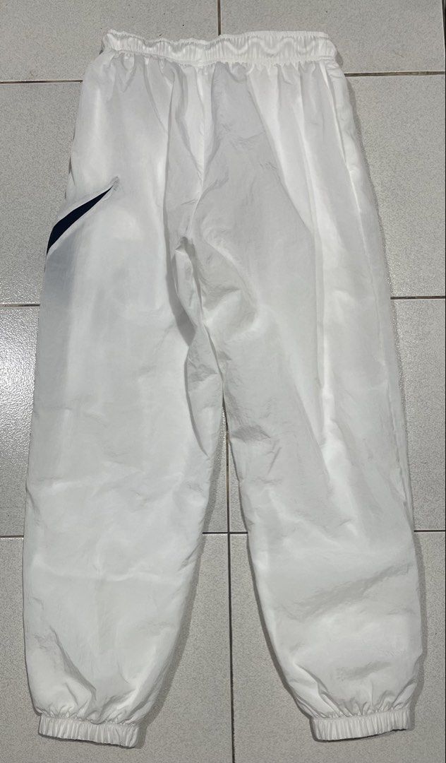 Nike Sportswear Trousers (Category: Other Bottoms) located in Mandaue City. Submitted by MJ_80 (Listing ID 1460802467, Image 2). Description: Nike Womens Sportwear Essentials Mid-Rise Trousers Small on tag Fits 24-31 Waist See photos for measurements New Price : 1,400.