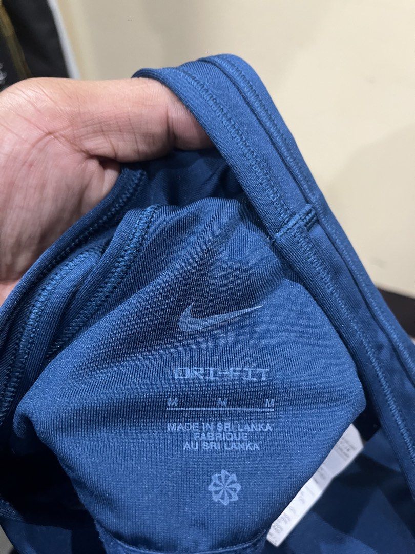 Nike Swoosh Bra /Blue Green / Medium (Category: Activewear) located in Camalaniugan. Submitted by anarchymonopoly052128 (Listing ID 1460912157, Image 3). Description: .