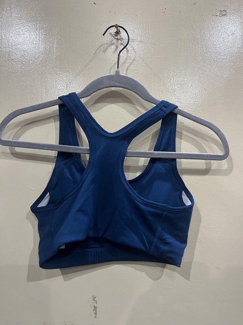 Nike Swoosh Bra /Blue Green / Medium (Category: Activewear) located in Camalaniugan. Submitted by anarchymonopoly052128 (Listing ID 1460912157, Image 2). Description: .