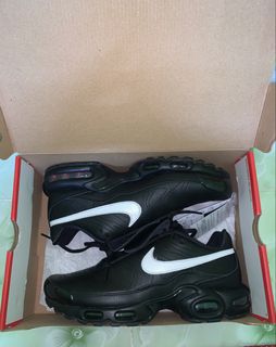 (Category: ) located in . Submitted by fiezthrift_ (Listing ID 1460890541, Image 1). Description: .