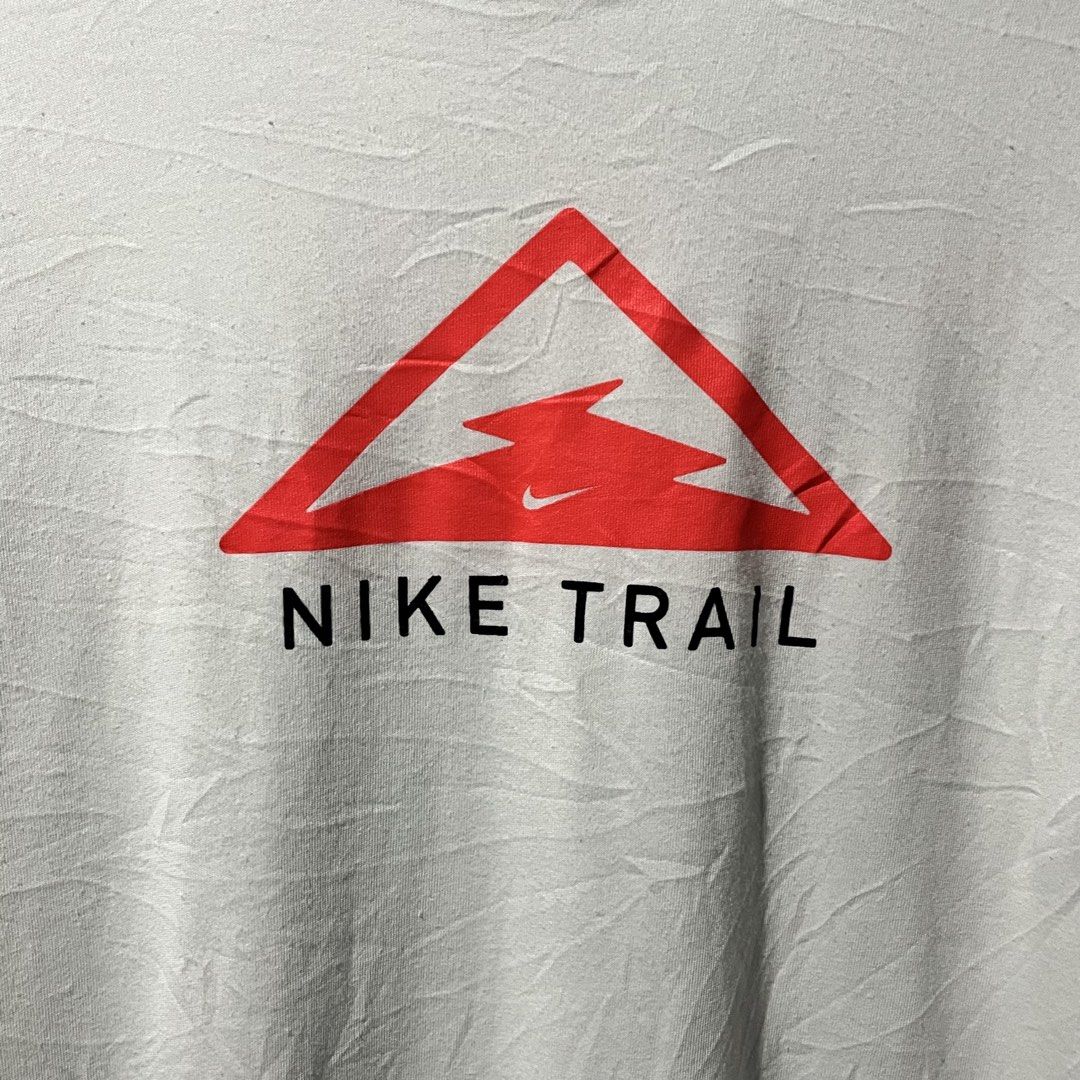 NIKE TRAIL (Category: Activewear) located in Naga. Submitted by goodfinds_only.v1 (Listing ID 1460837193, Image 2). Description: FOR SALE -NIKE TRAIL SIZE:MEDUIM MEASUREMENTS WIDTH:21 INCHES LENGTH:27 INCHES COLOR RATE:10/10 EXCELLENT CONDITION NO FLAWS NEED WASH ONLY DM ME TO PURCHASE! LOCATION:NAGA CITY BICOL.