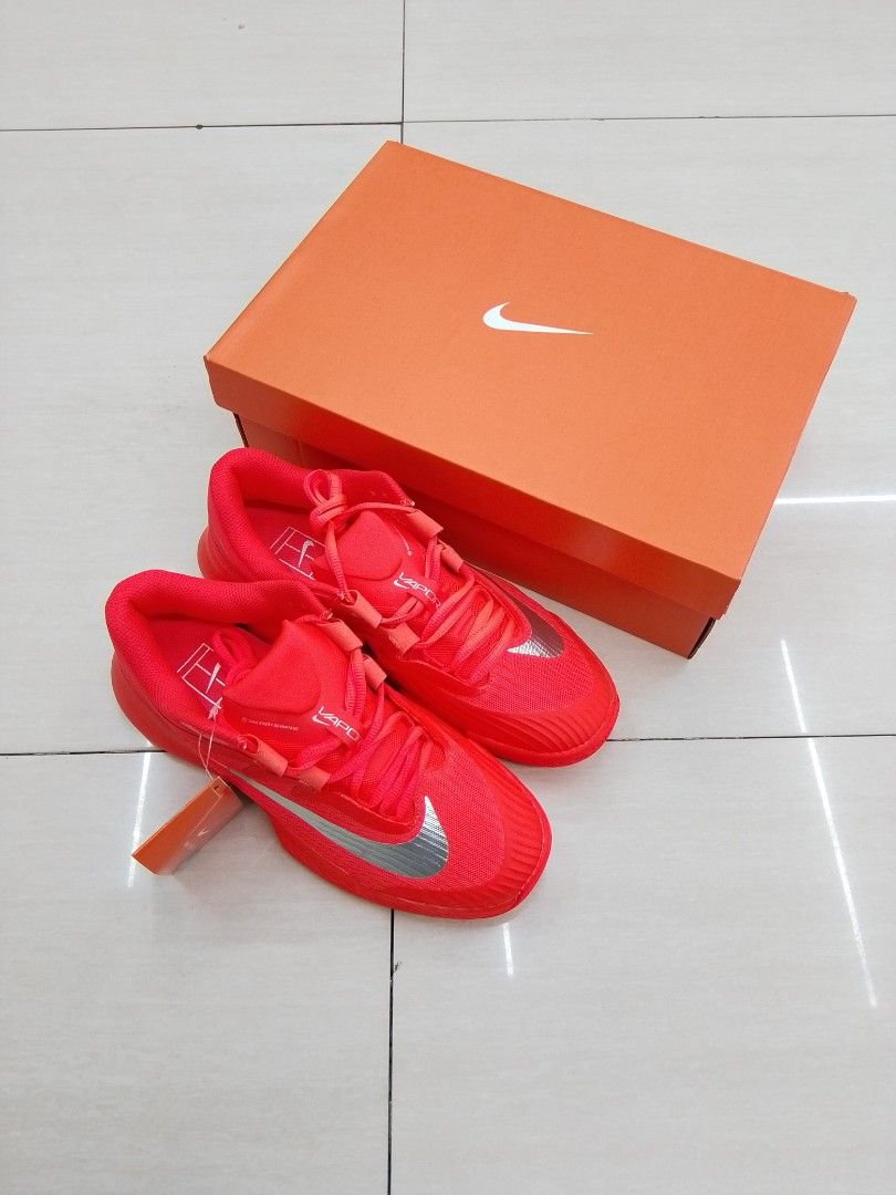 Nike Vapor Pro 3 🍅🥶🥵 (Category: Sneakers) located in Manila. Submitted by josier_181 (Listing ID 1460729535, Image 2). Description: Pm for more details📩 I can provide Cash On Delivery or gcash payment along metro Manila some parts of Luzon other place like province cod or cop Via Lbc, J&t, Jr's. If that's not what's delivered Please return it to the rider. Thank you and Godbless 🙏🙏🙏🙏.