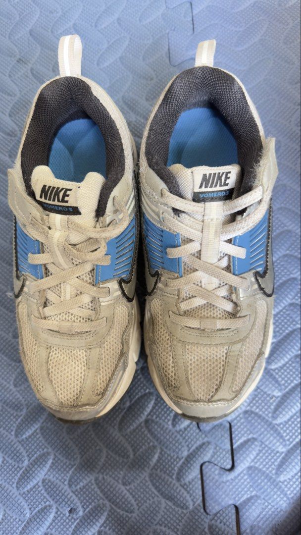 Nike Vomero Kids (Category: Babies & Kids Fashion) located in Pasig City. Submitted by thelesslife.mnl (Listing ID 1460728306, Image 2). Description: No box Sizes 11.5C and 2Y Sold separately .