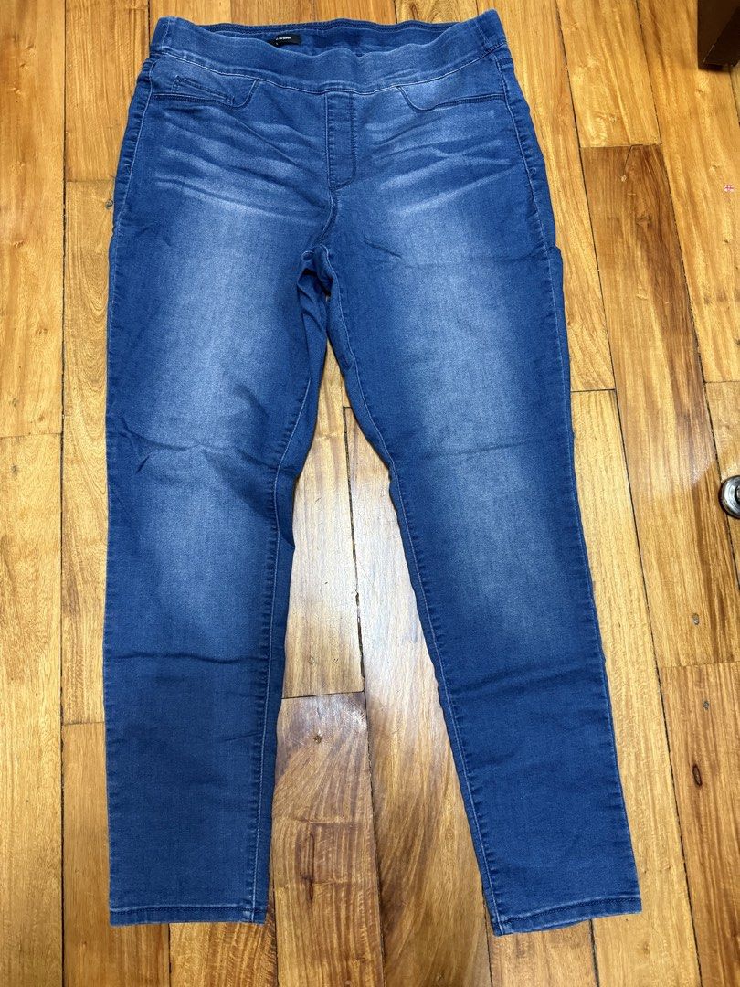 Nine West Stretchable Pull On Skinny Jeans Size 14 (Category: Jeans) located in Manila. Submitted by a.c.shop (Listing ID 1460809964, Image 1). Description: .