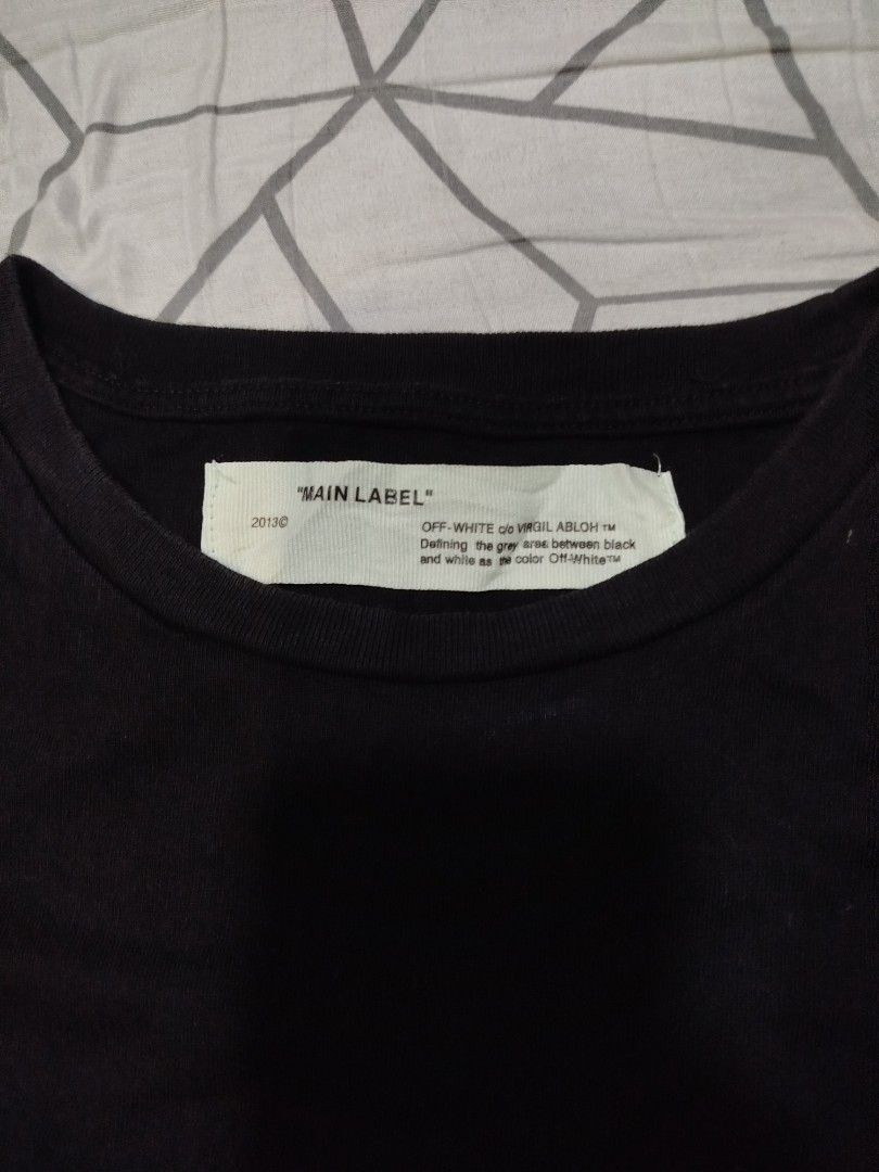 OFF WHITE (Category: Tshirts & Polo Shirts ) located in Antipolo. Submitted by goods_thrift (Listing ID 1460908585, Image 3). Description: Dimension W19/L28 Colorate 9/10 Excellent condision no issue.