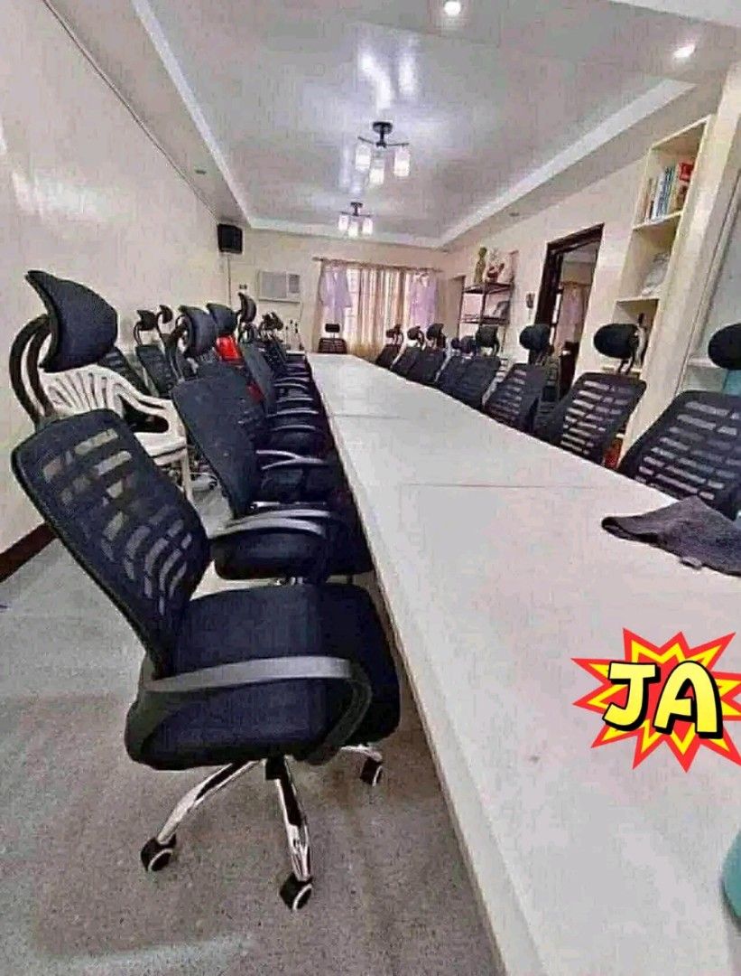 office chair (Category: Chairs) located in Manila. Submitted by asstditems (Listing ID 1460753088, Image 2). Description: .
