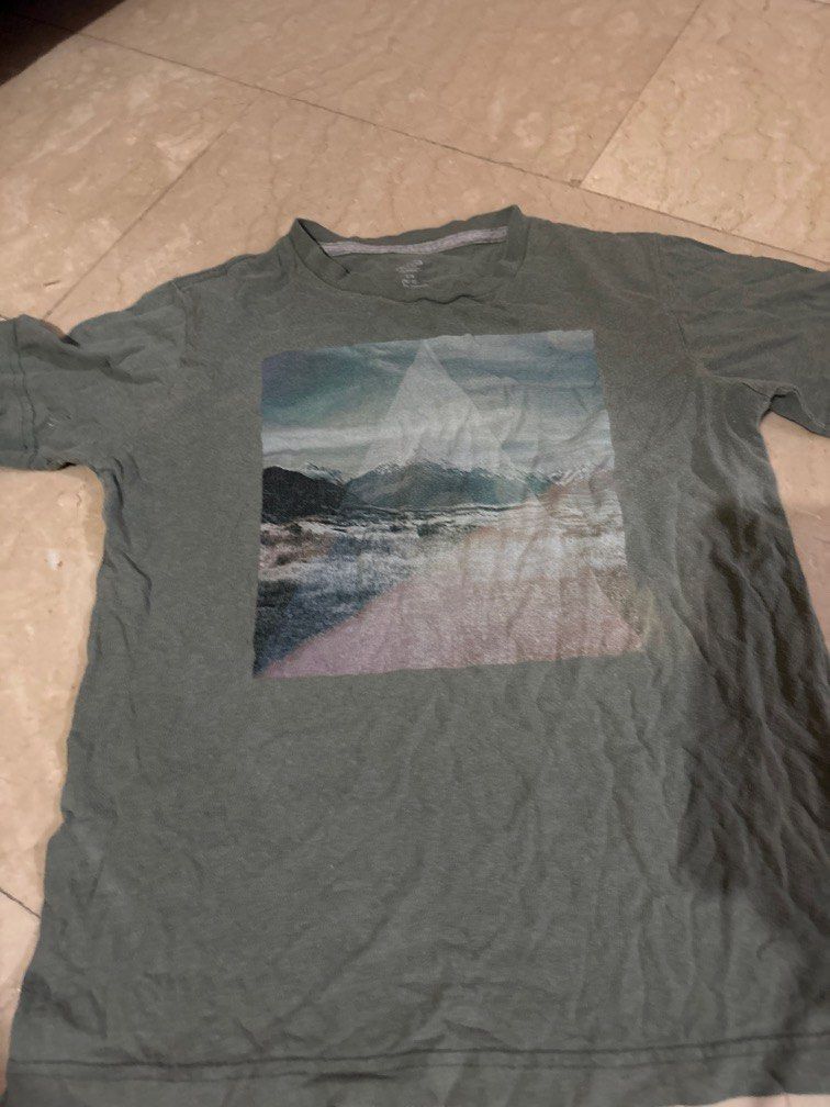 Old navy large shirt 10-12 yo (Category: Babies & Kids Fashion) located in Manila. Submitted by vintageaccessories (Listing ID 1460797294, Image 3). Description: .