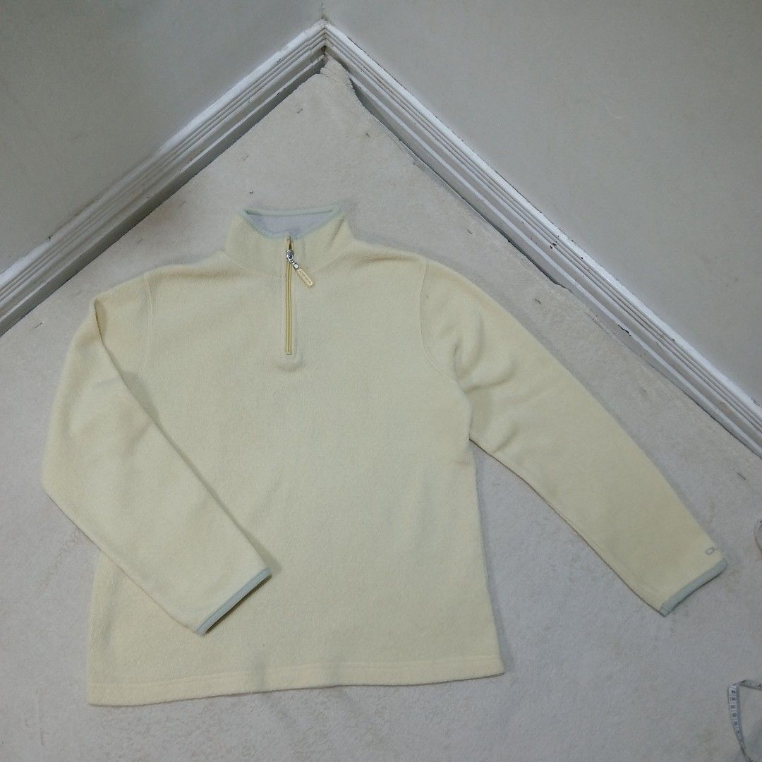 Old Navy vintage quarter-zip fleece pullover (Category: Coats, Jackets and Outerwear) located in Santa Rosa. Submitted by bhelprelovedcloset (Listing ID 1460864761, Image 1). Description: .