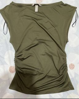 (Category: ) located in . Submitted by vhies_closet24 (Listing ID 1460866647, Image 1). Description: .