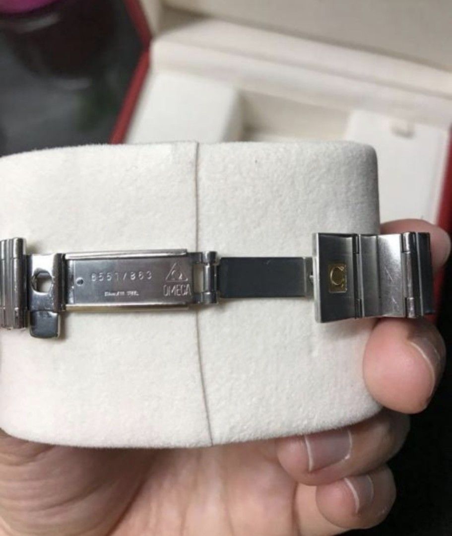 Omega constellation (Automatic) (Category: Luxury Watches) located in Pasig City. Submitted by mtan134 (Listing ID 1460801400, Image 3). Description: 1000000% original photos are actual images.