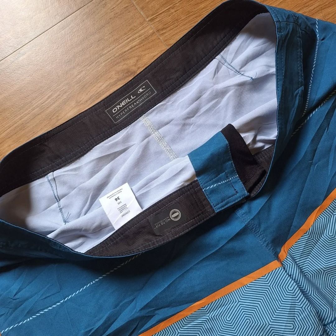 Oneill Board Short (Category: Swim Trunks & Board Shorts) located in Calatrava. Submitted by freecyclethreads (Listing ID 1460897474, Image 2). Description: Oneill Hyperfreak Hydra Bs Good as new condition Size: 36 Mine: 550 only + Shipping Fee Courier: J&T MOP: GCASH, GoTyme 📌 Note: Color may vary due to lighting. Payment first only. No cod/cop.