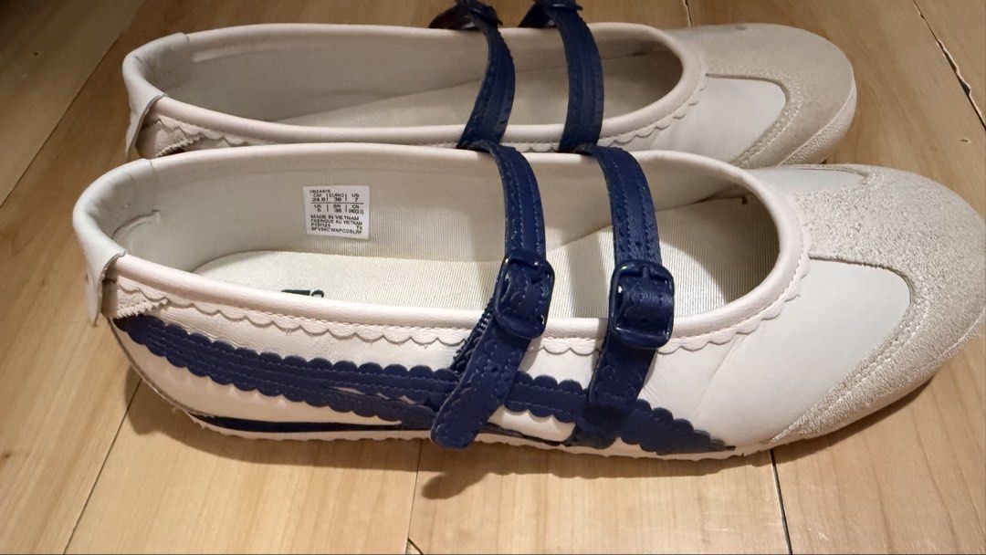 Onitsuka Mexico TGRS (Category: Announcements) located in Makati City. Submitted by ara.apple12-25883 (Listing ID 1460792422, Image 3). Description: US 7 from Osaka Japan Use once only With box and tag in very good condition too RFS: too big for me .